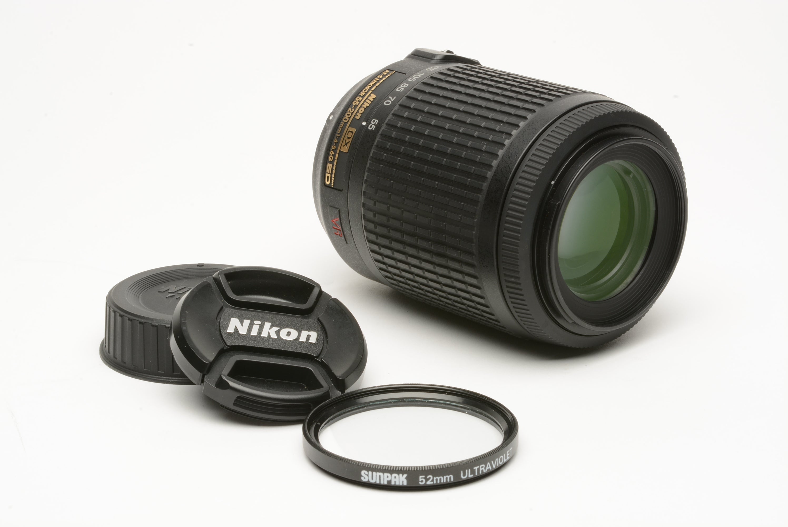 Nikon AF-S 55-200mm f4-5.6G ED VR DX, caps + UV filter, very