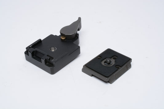 Manfrotto Quick Change Rectangular Plate Adapter #323 w/QR Plate