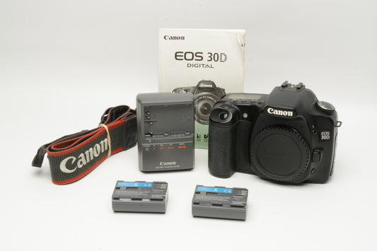 Canon EOS 30D DSLR Body, 2batts+charger+strap+manual, Good bundle