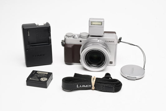 Panasonic Lumix DMC-LX100 12.8MP Digital Camera, Flash, Batt+charger, Great!