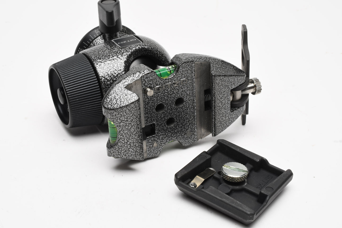 Gitzo GH1780QR Center Ball head with Quick Release, Mint-
