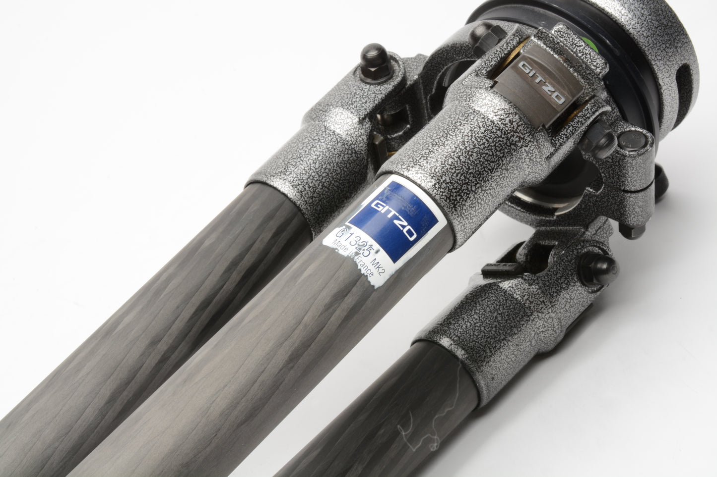 Gitzo G1325 MK2 Carbon Fiber tripod Legs Only, Very nice and clean