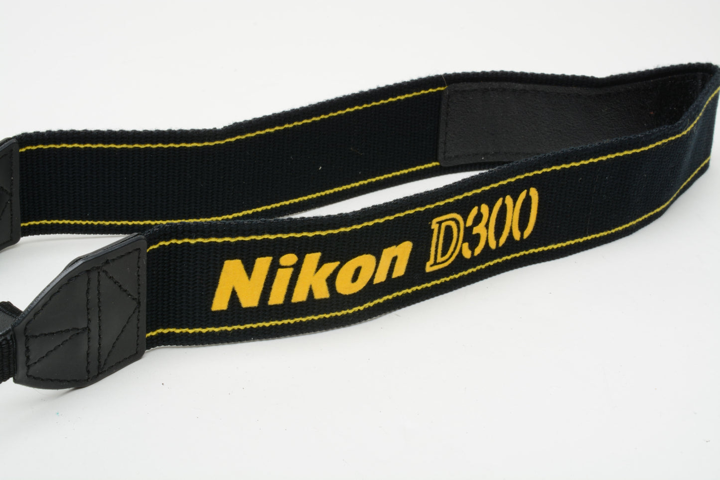 Nikon D300 genuine camera strap, mint-