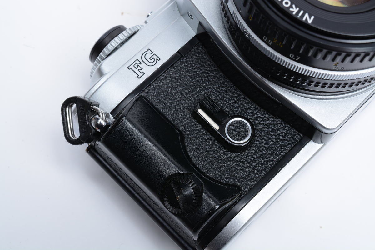 Nikon FG 35mm SLR w/Nikkor 50mm f1.8, New seals, Strap, Great!