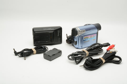 Panasonic PV-GS9 Mini DV Camcorder, Batt+charger+AV cables, Tested