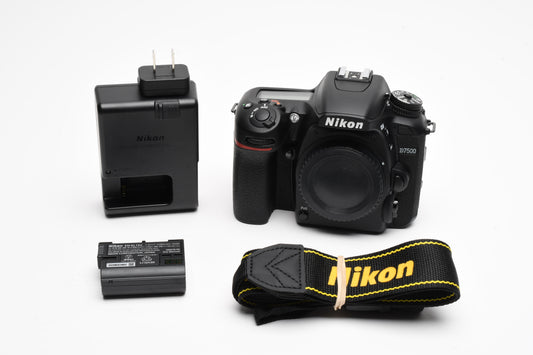 Nikon D7500 DSLR Body w/Batt, charger, Only 269 Acts!! Mint- USA
