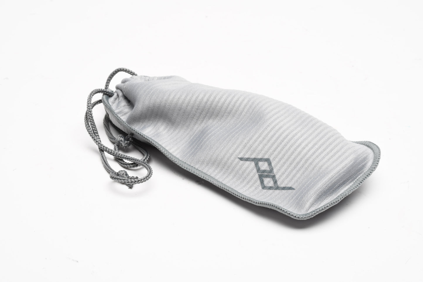 Peak design cuff wrist strap, very nice and clean in pouch w/Post