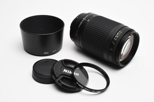 Nikon AF Zoom Nikkor 70-300mm f4-5.6G zoom, Hood+Caps+UV Mint-