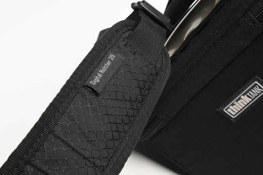Think Tank Digital Holster 20 padded camera case, very clean (Black)