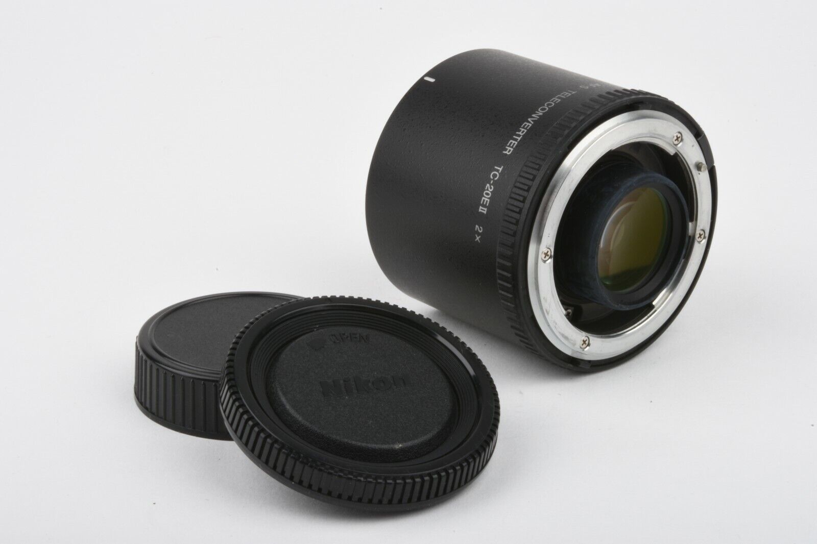 MINT- NIKON AF-S TC-20E II 2x TELECONVERTER, BARELY USED