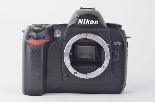 EXC++ NIKON D70S BODY w/2 BATTERIES, CHARGER, CAP, STRAP ONLY 6492 ACTS!