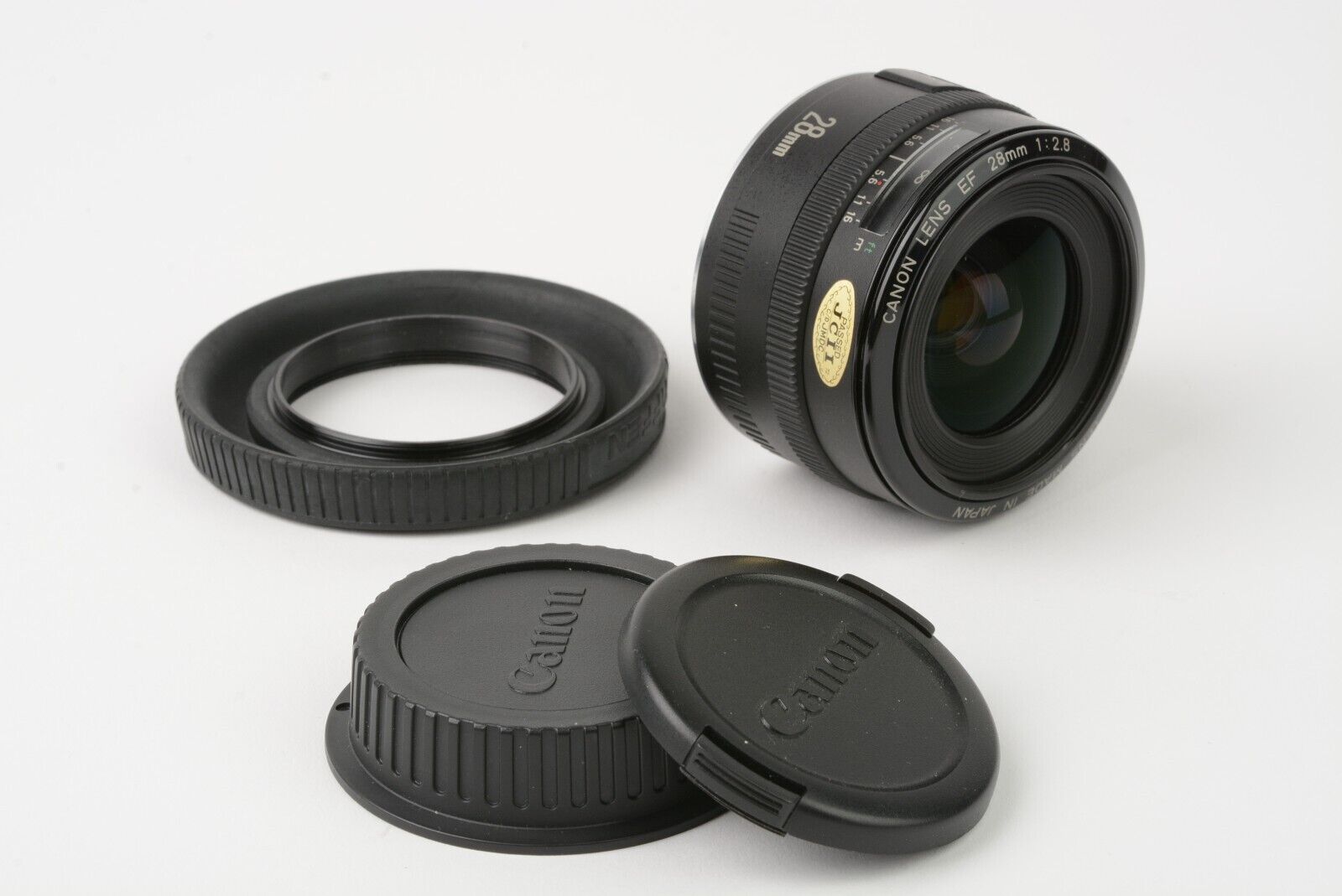 MINT- CANON EF 28mm f2.8 WIDE ANGLE AF LENS, VERY CLEAN AND SHARP