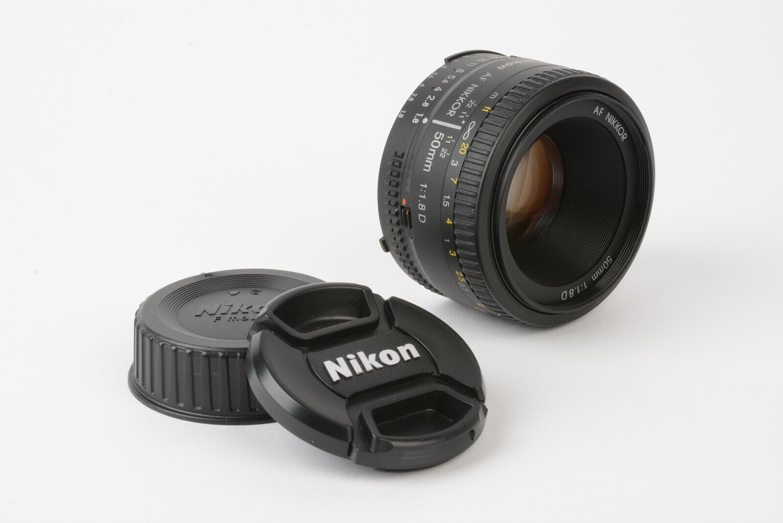 MINT- NIKON NIKKOR AF 50mm f1.8D PRIME LENS, CAPS, SHARP, NICE