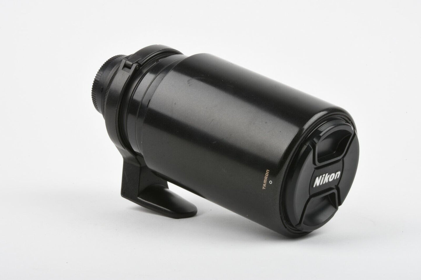 Tamron 175D AF LD 200-400mm F5.6 Lens Nikon F Mount, hood + caps + collar