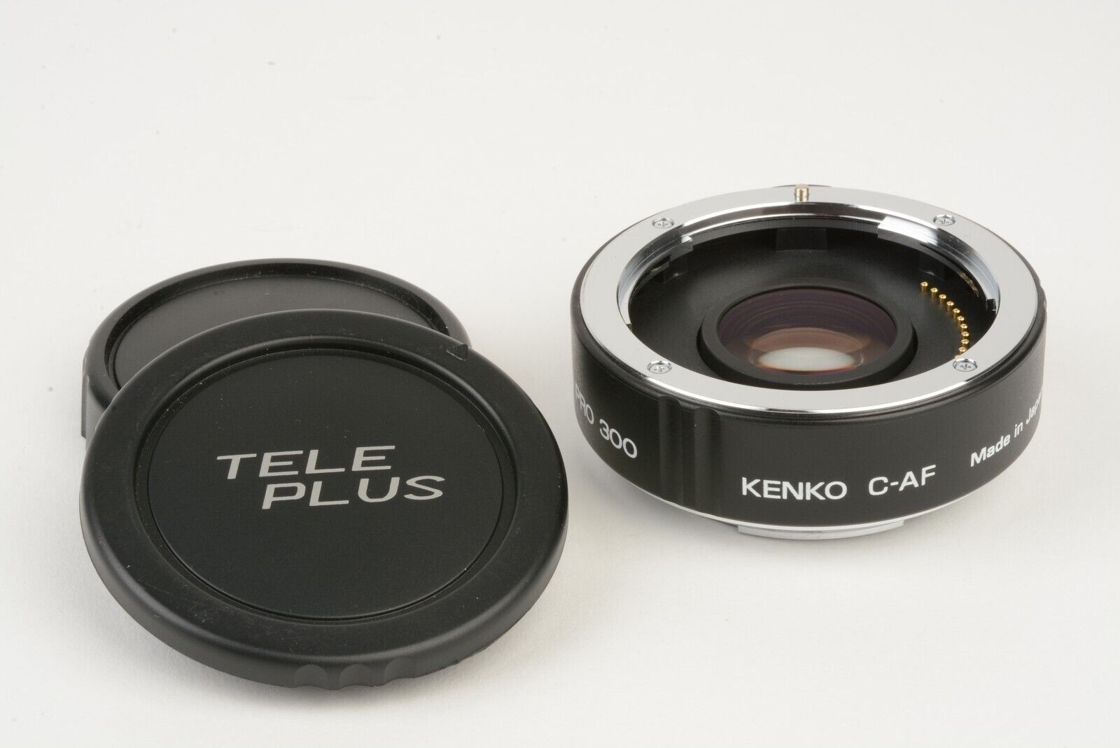 MINT- KENKO 1.4X TELEPLUS PRO 300 DG 1.4x FOR CANON C-AF w/CAPS, VERY CLEAN