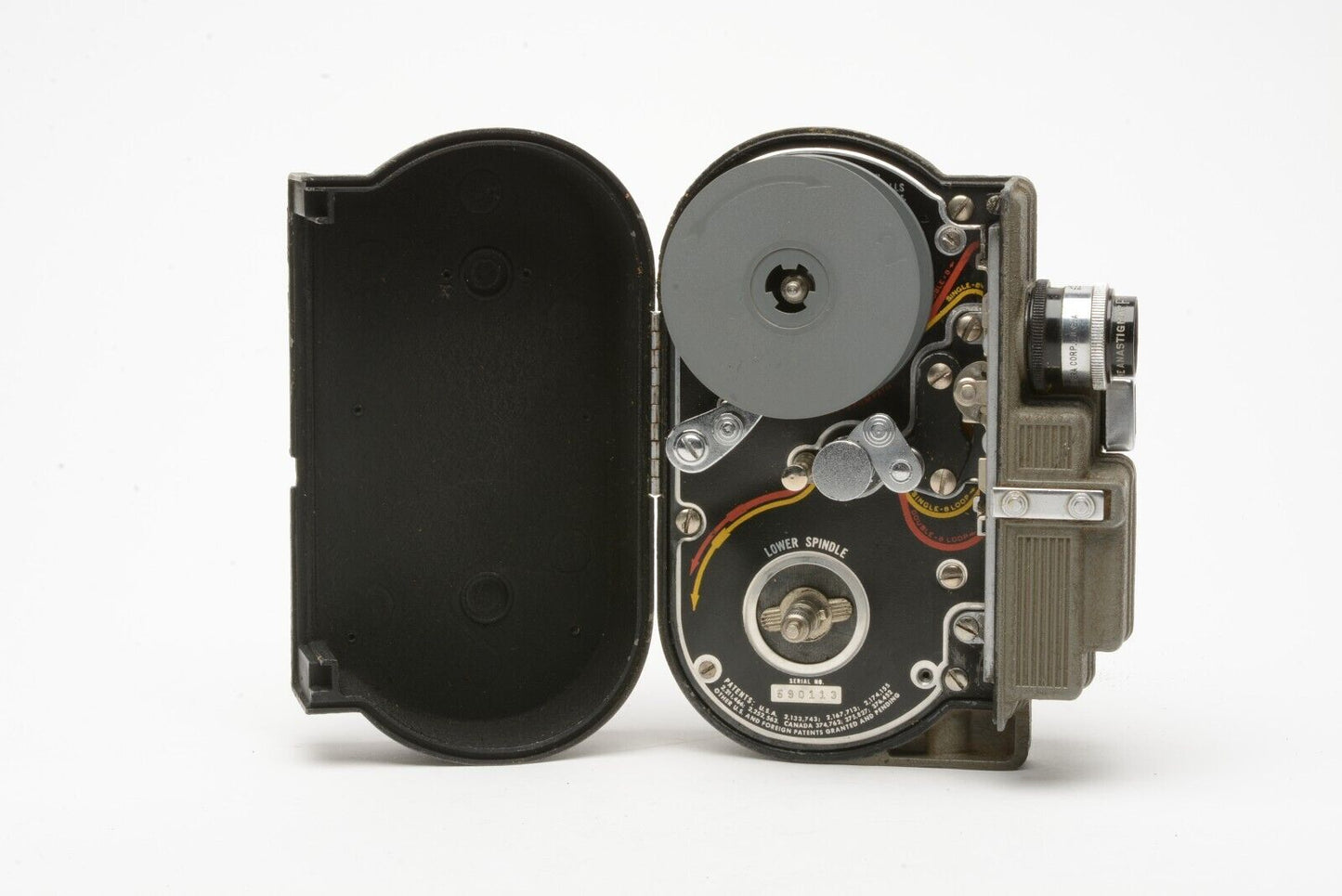 Cinemaster II G-8 8mm Movie Camera, Univar .5" F2.5 Lens, Vintage, Tested, Works