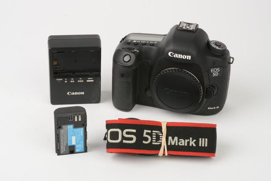 Canon EOS 5D Mark III 22.3MP DSLR Body, Batt+Charger, 77K Acts, Very clean