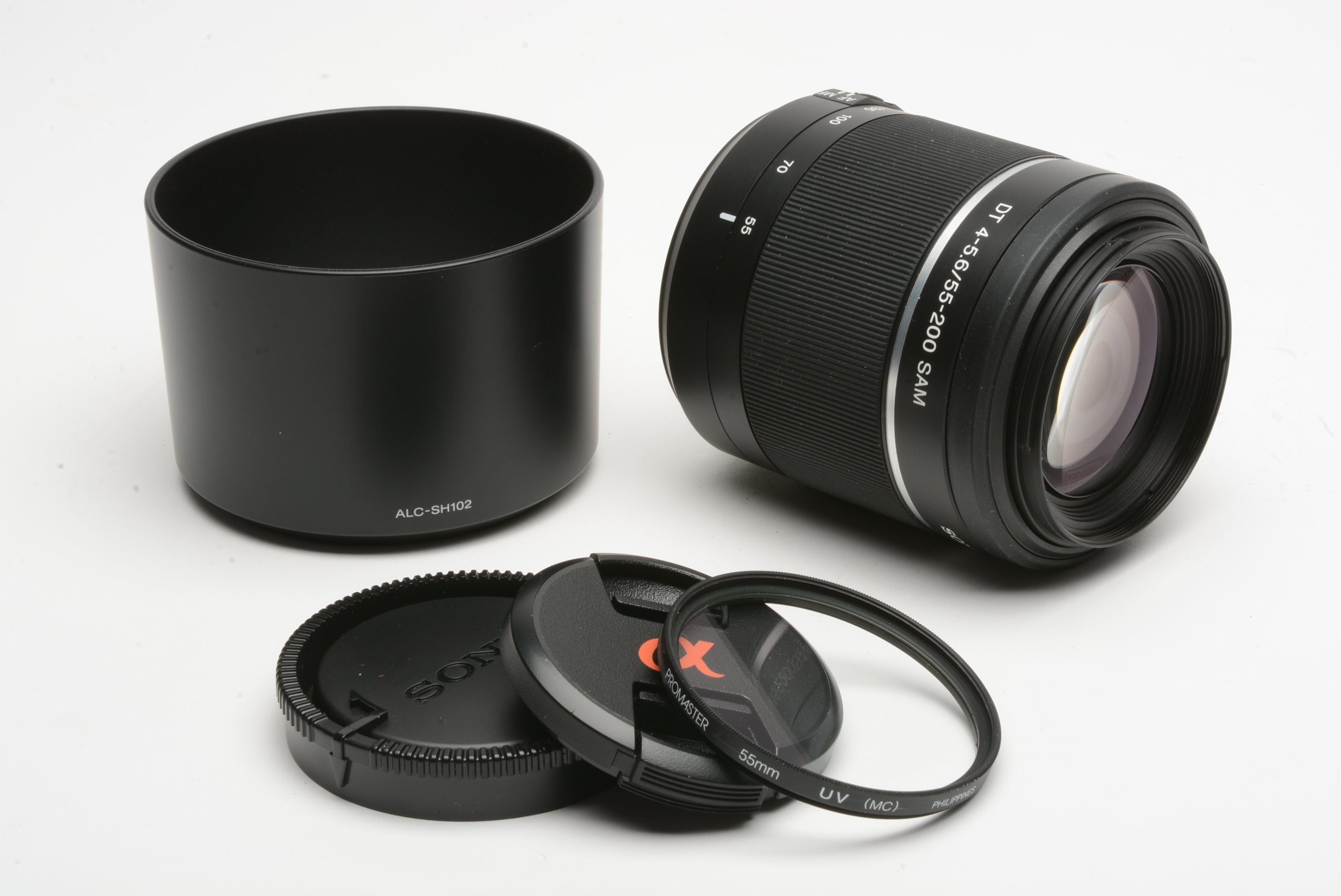 Sony 55-200mm f4-5.6 DT SAM SAL55200-2 zoom lens, hood+caps 