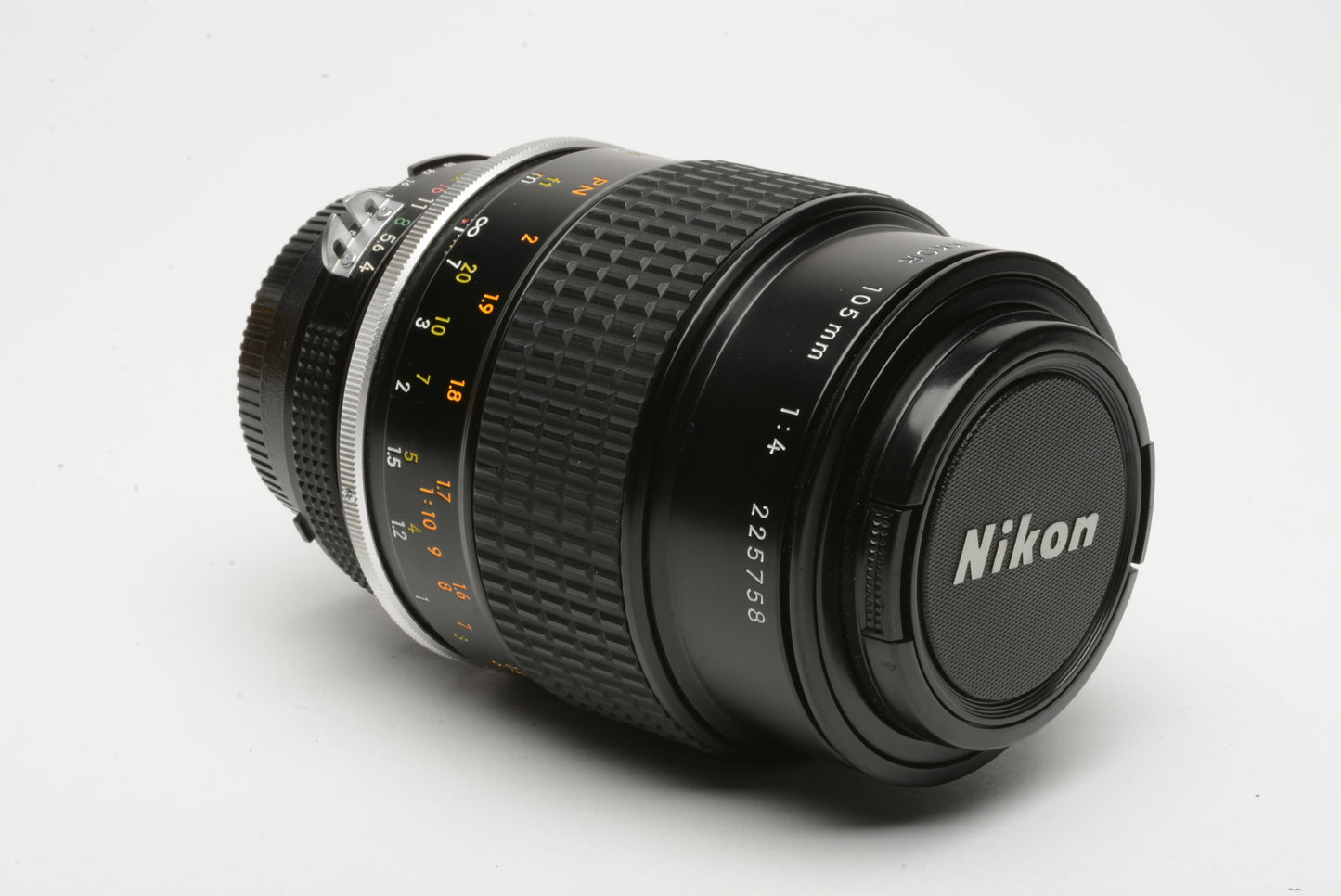 Nikon Micro-Nikkor 105mm F4 AI mount, very clean, sharp, caps