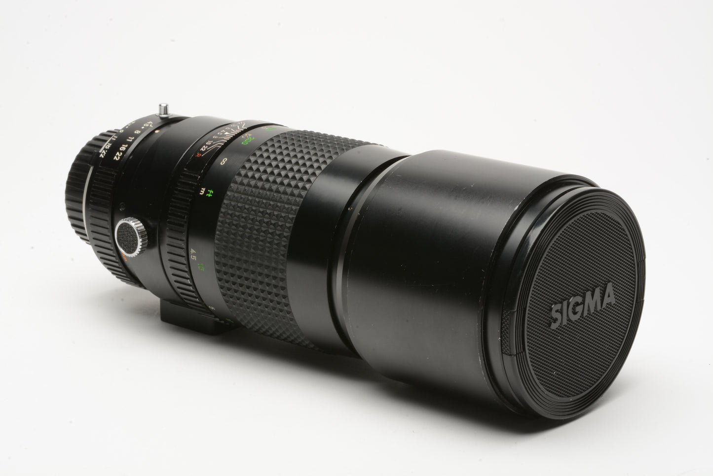 Minolta MC Tele-Rokkor HF 300mm F4 MD Mount, caps, nice & clean