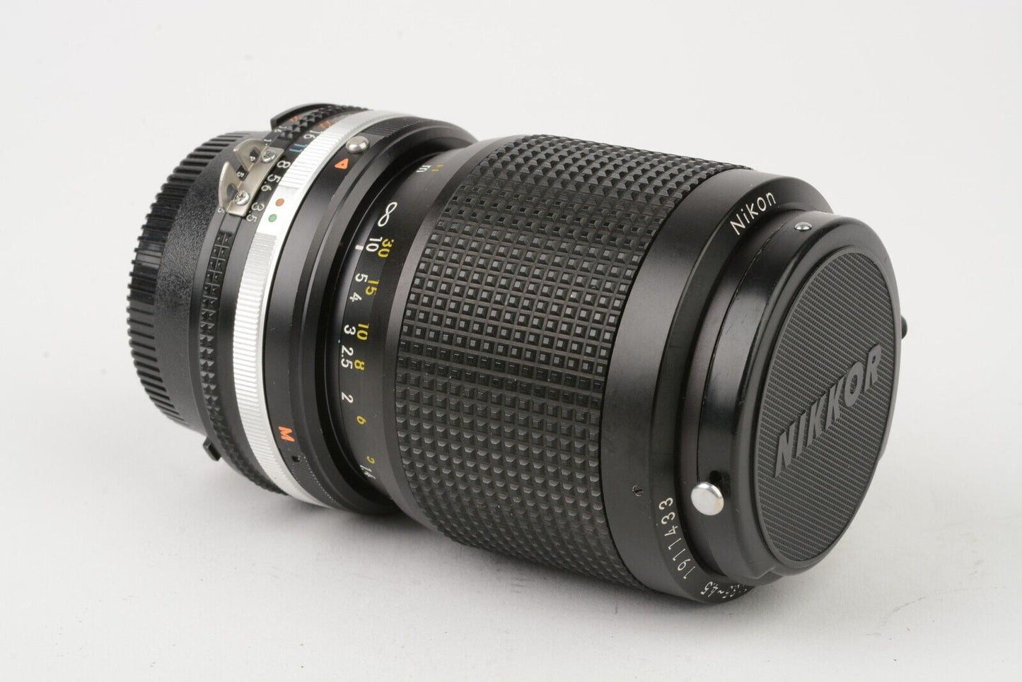 Nikon Zoom Nikkor 35-105mm f3.5-4.5 AI-S Lens, Caps, Manual *READ