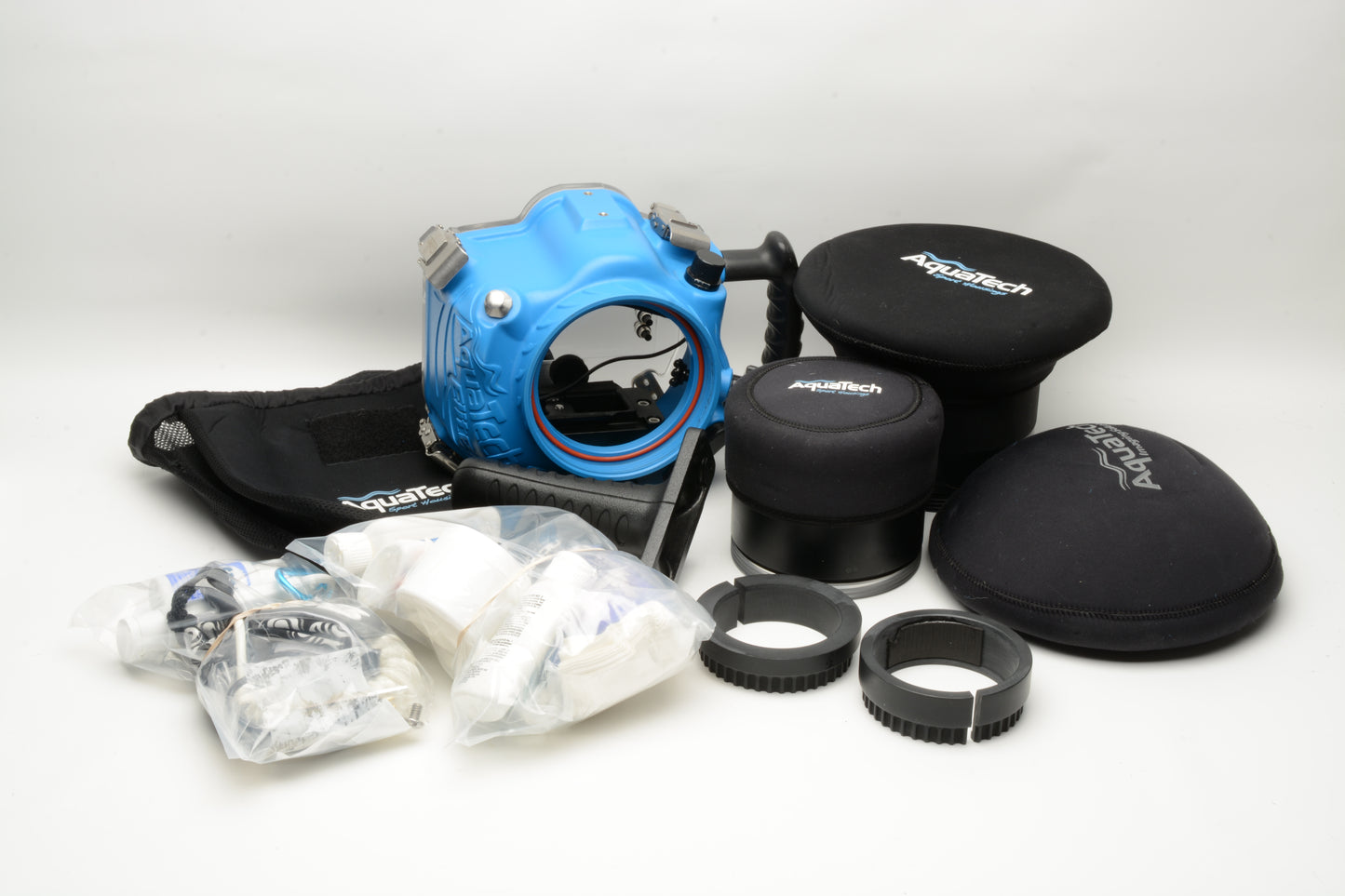 Aquatech Elite 5D3 Canon Water Housing Bundle for Canon 5D Mk III, 5Ds, 5DsR