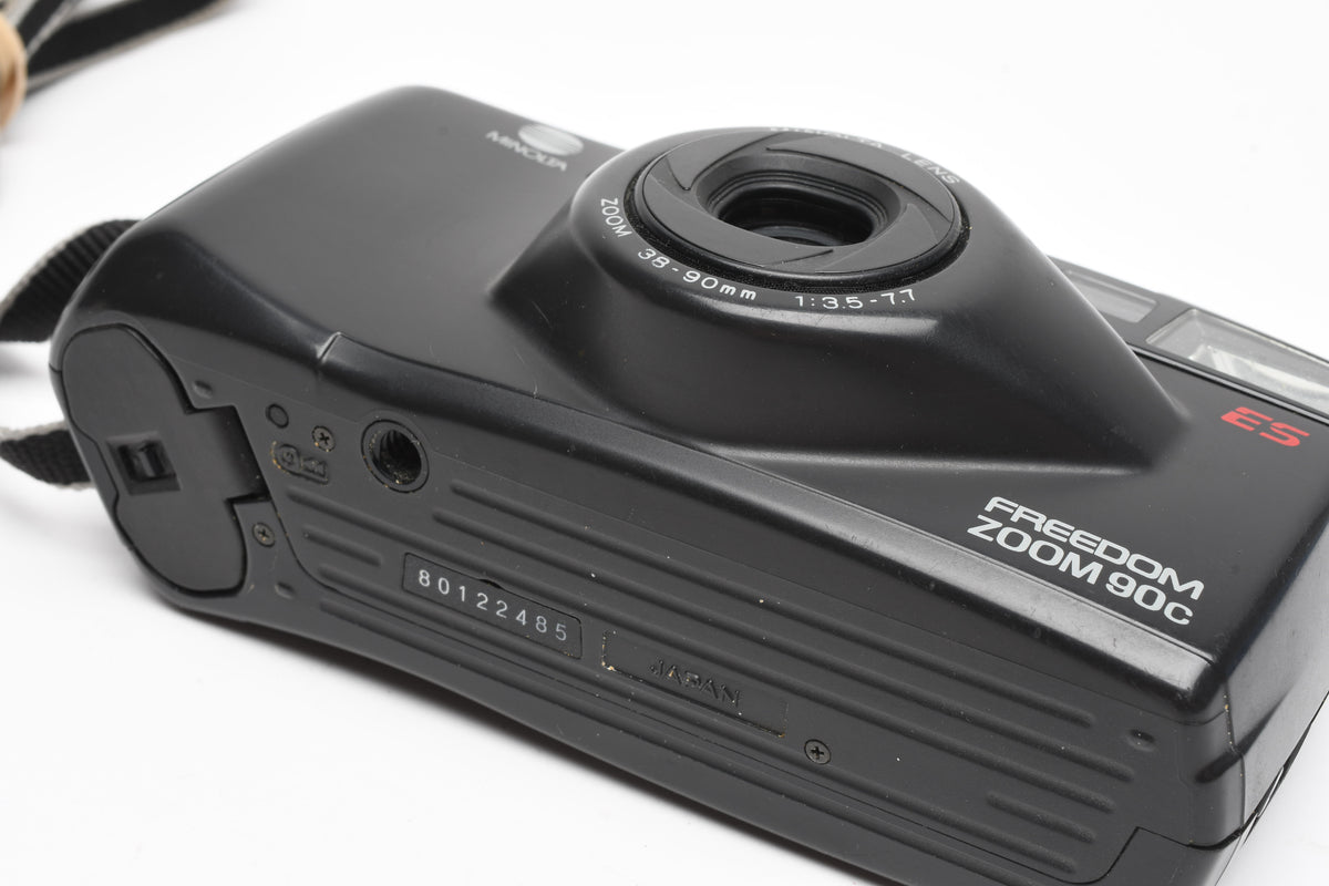Minolta Freedom Zoom 90c 35mm Point&Shoot w/38-90mm zoom, Read*