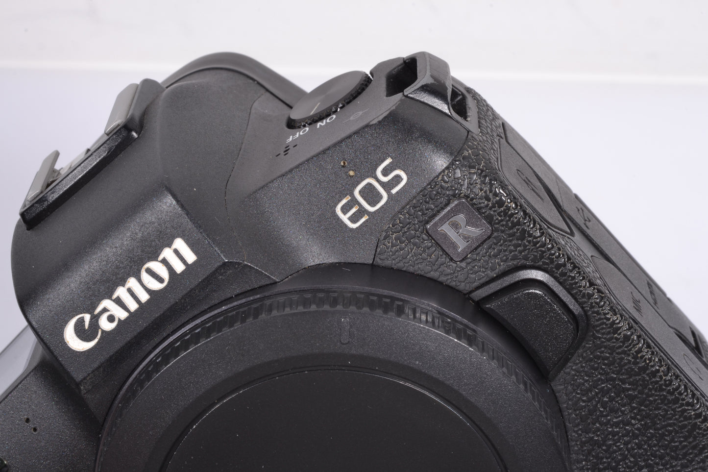 Canon EOS R Mirrorless body, batt, charger, clean, <18K Acts, Nice!