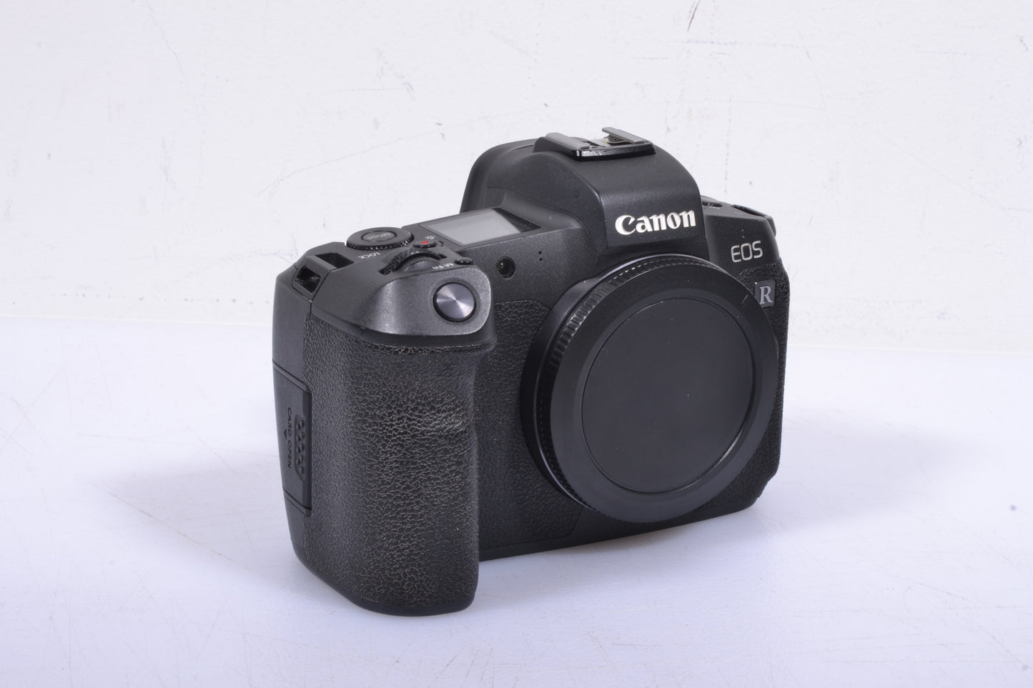 Canon EOS R Mirrorless body, batt, charger, clean, <18K Acts, Nice!