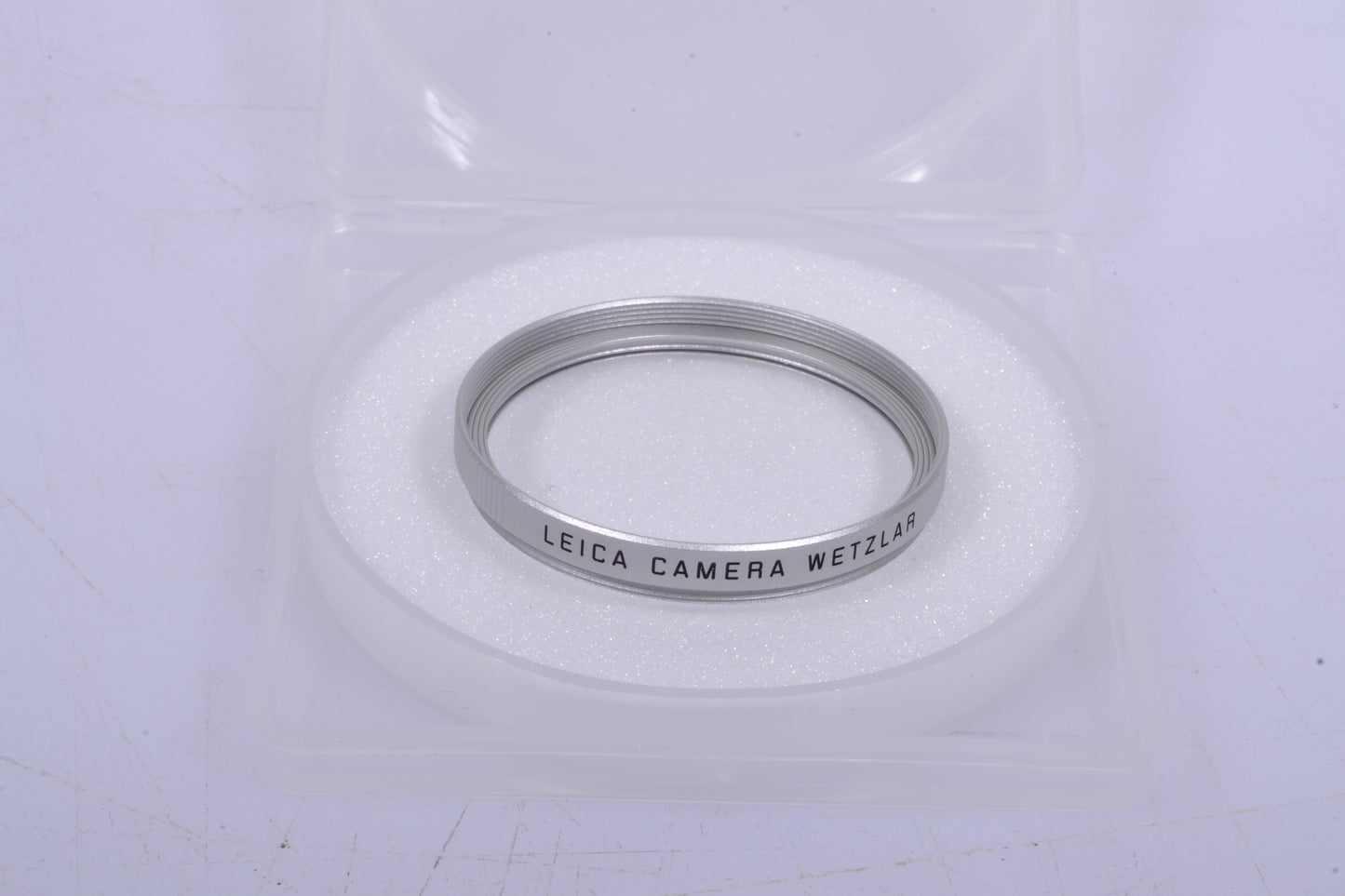 Leica E39 UVa II filter 13031 in jewel case, Mint-