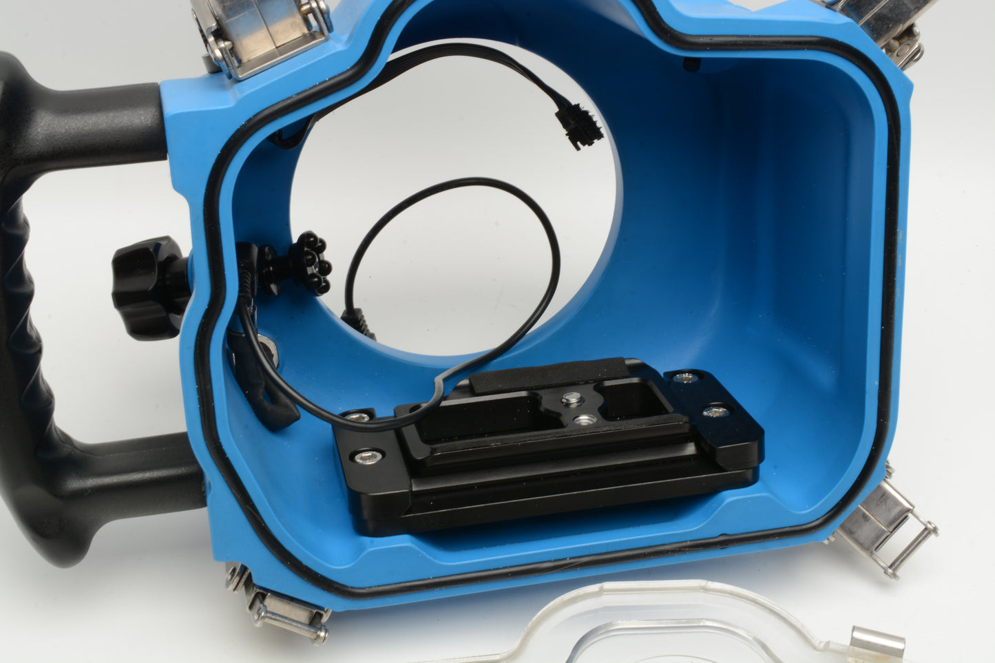 Aquatech Elite 5D3 Canon Water Housing Bundle for Canon 5D Mk III, 5Ds, 5DsR