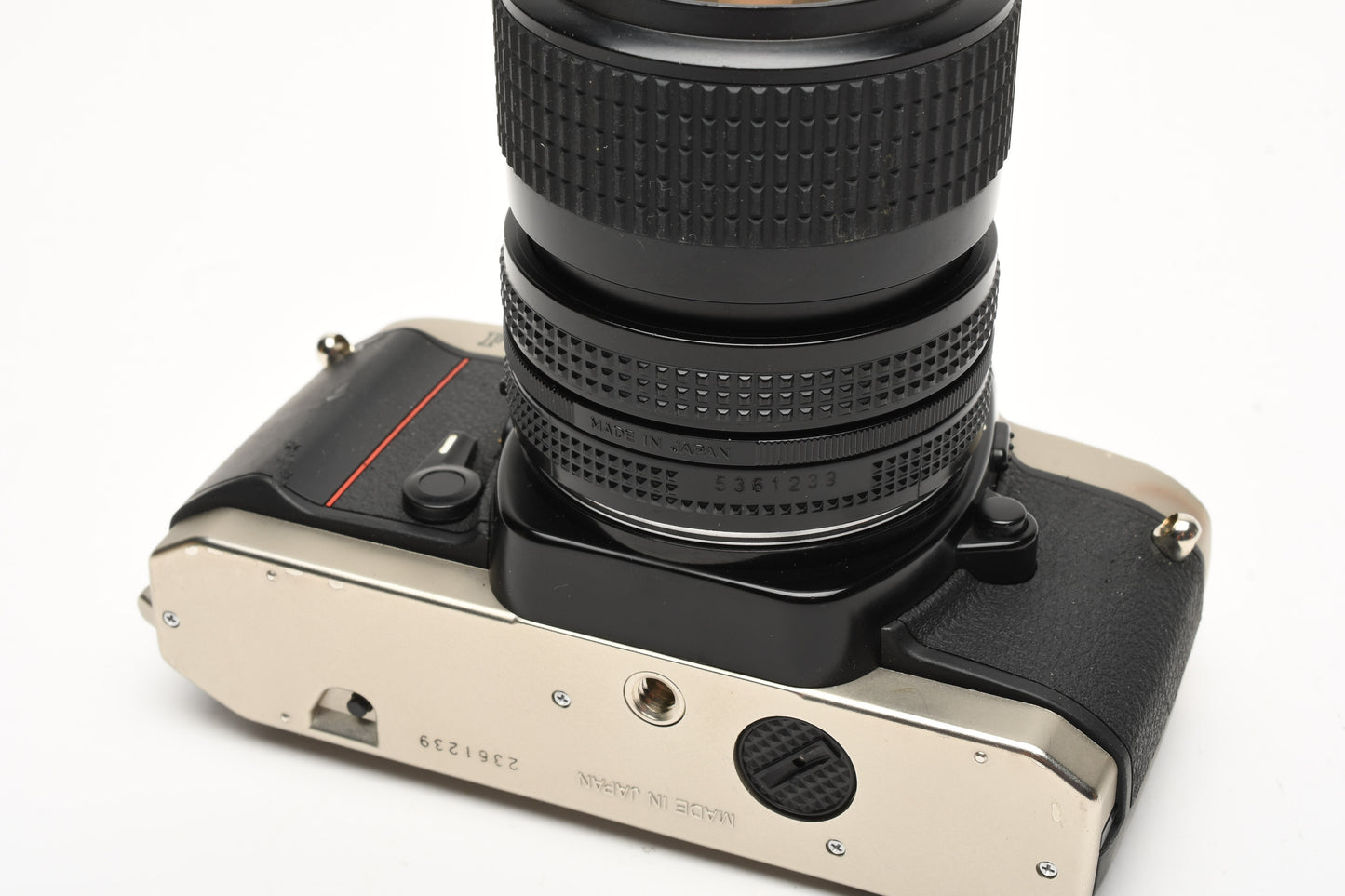 Nikon FM10 35mm SLR w/35-70mm f3.5-4.8 zoom lens, Case, Boxed