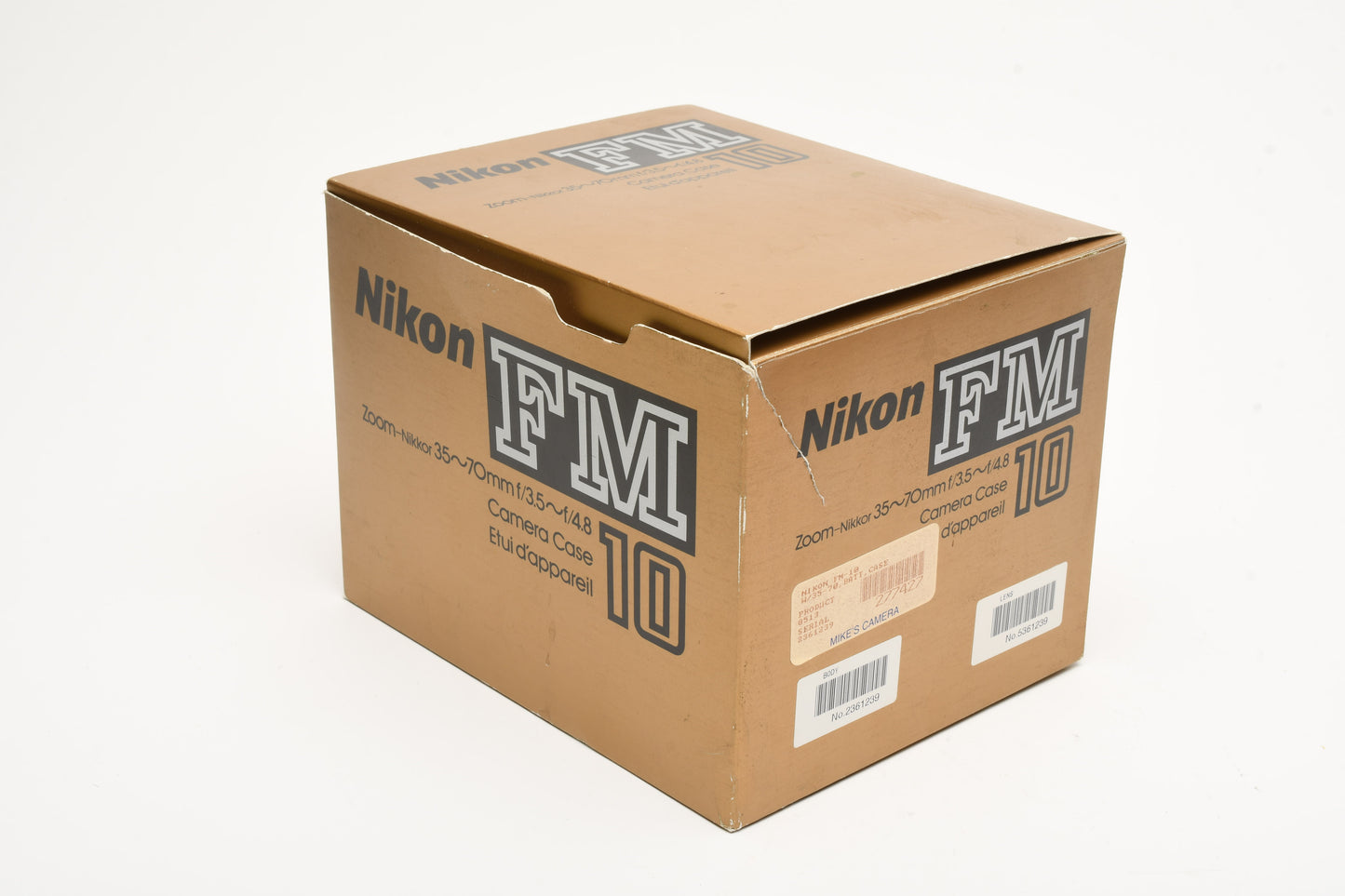 Nikon FM10 35mm SLR w/35-70mm f3.5-4.8 zoom lens, Case, Boxed