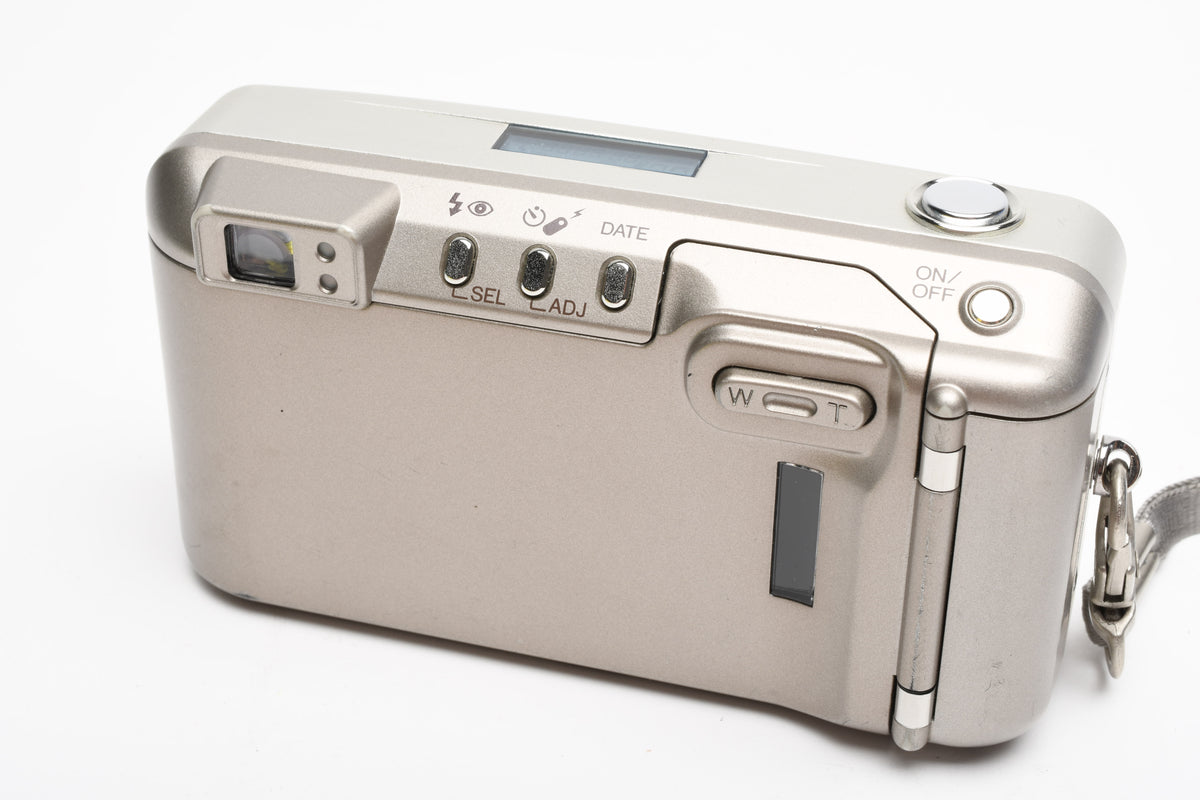 Minolta Freedom Zoom 125 Date 35mm Point&Shoot camera w/ strap, Great!