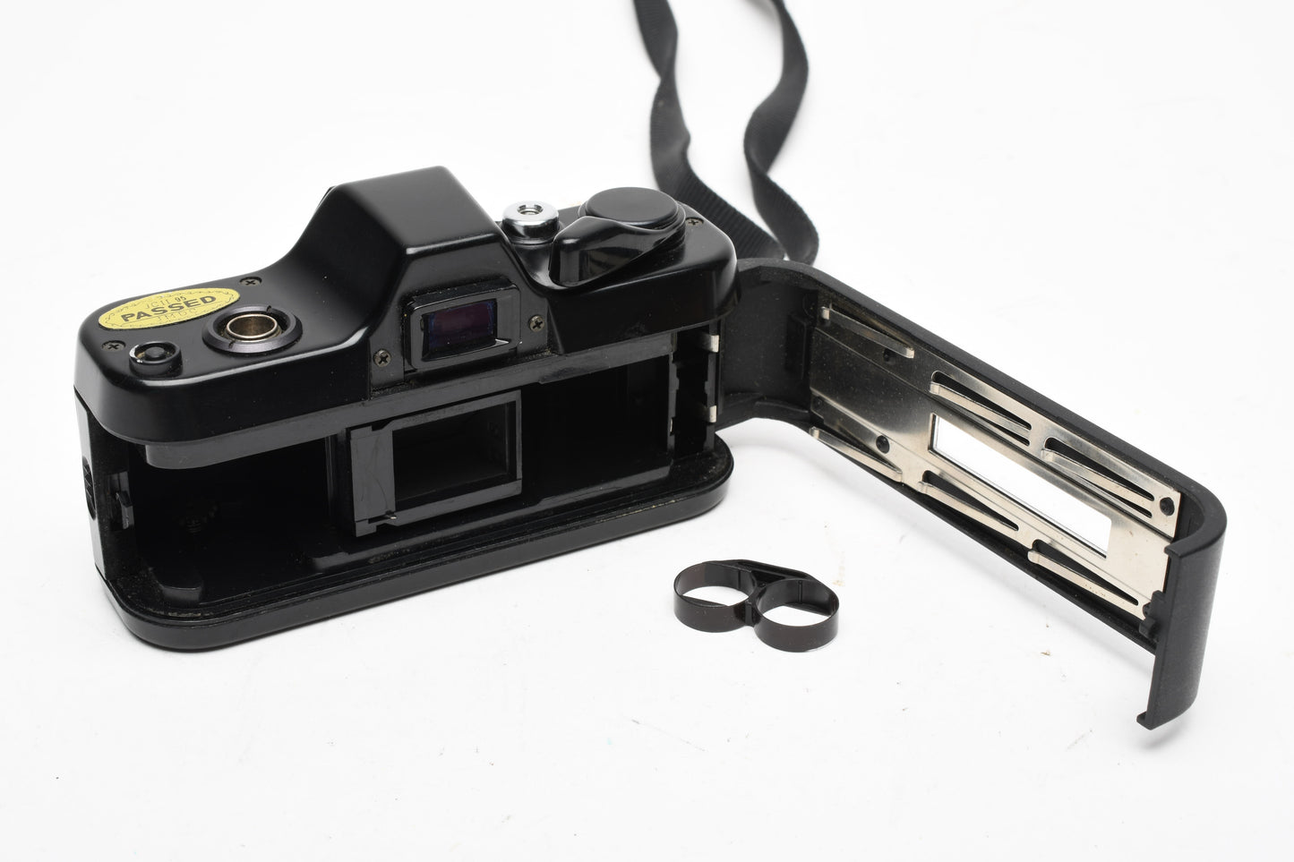 Pentax Auto 110 w/24mm f2.8, case, wrist strap, Tested