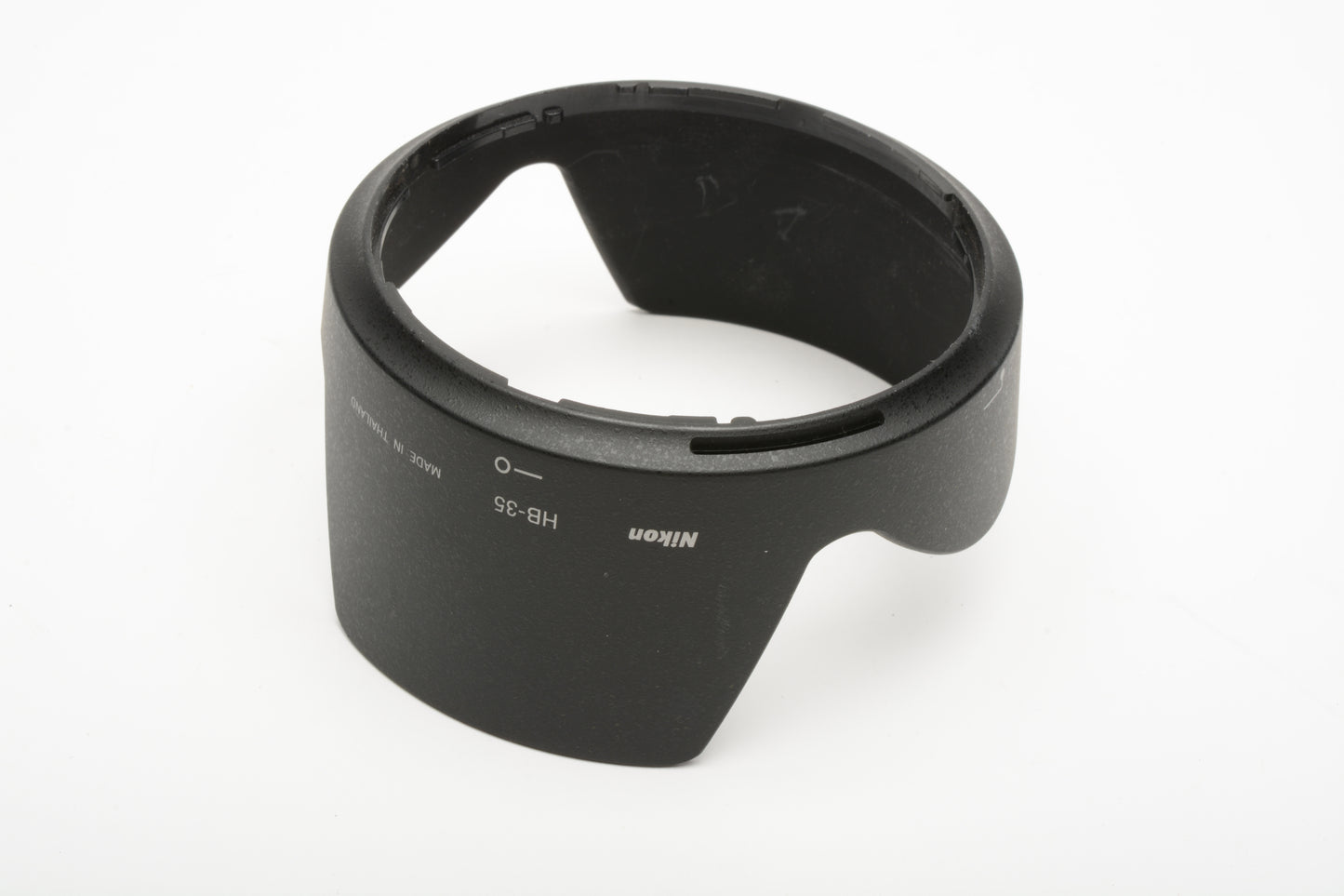 Nikon HB-35 Lens Hood for AF-S VR DX 18-200mm f3.5-5.6 IF-ED, Clean