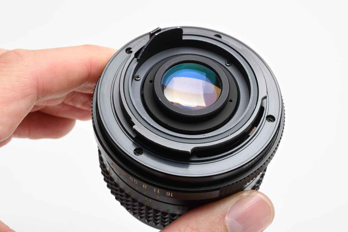 Phase 2 MC Auto CCT 28mm F2.8 Wide Angle Lens for Pentax PK Mount w/Caps, Nice!