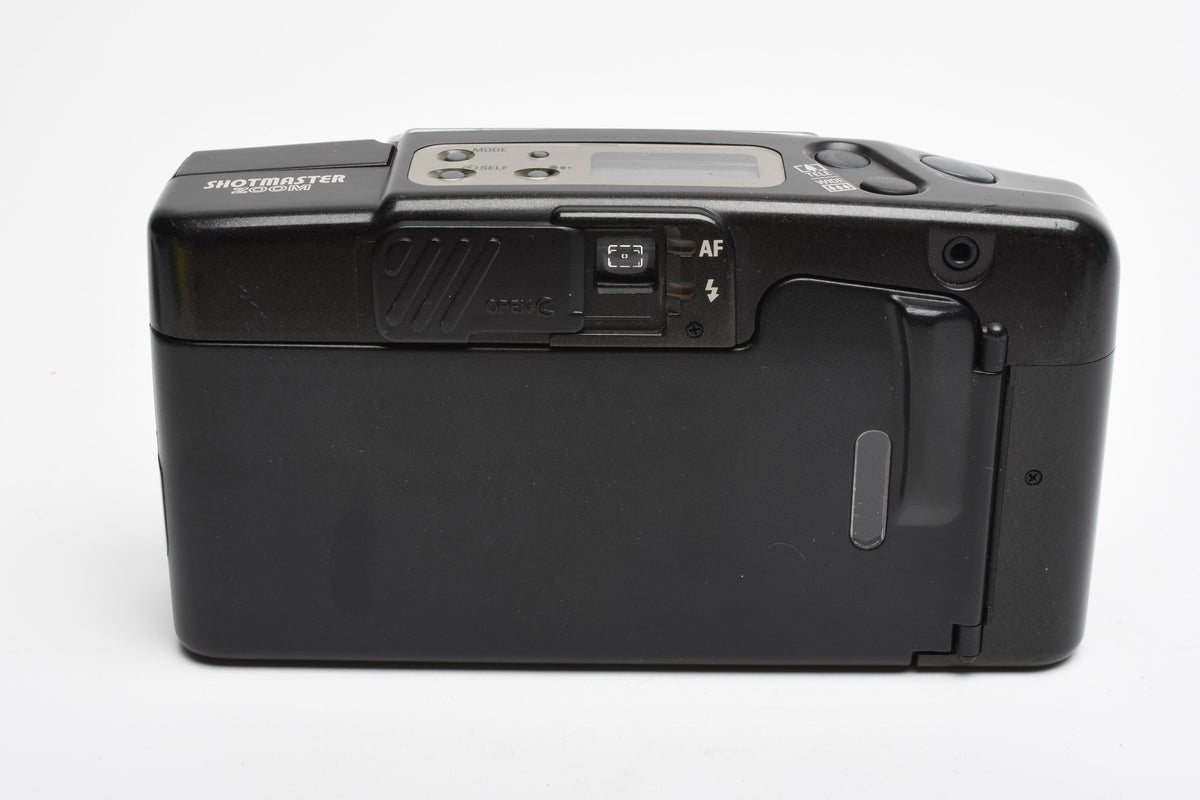 Ricoh Shotmaster Zoom 35mm Point&Shoot w/38-76mm Zoom Lens, Strap, Nice!