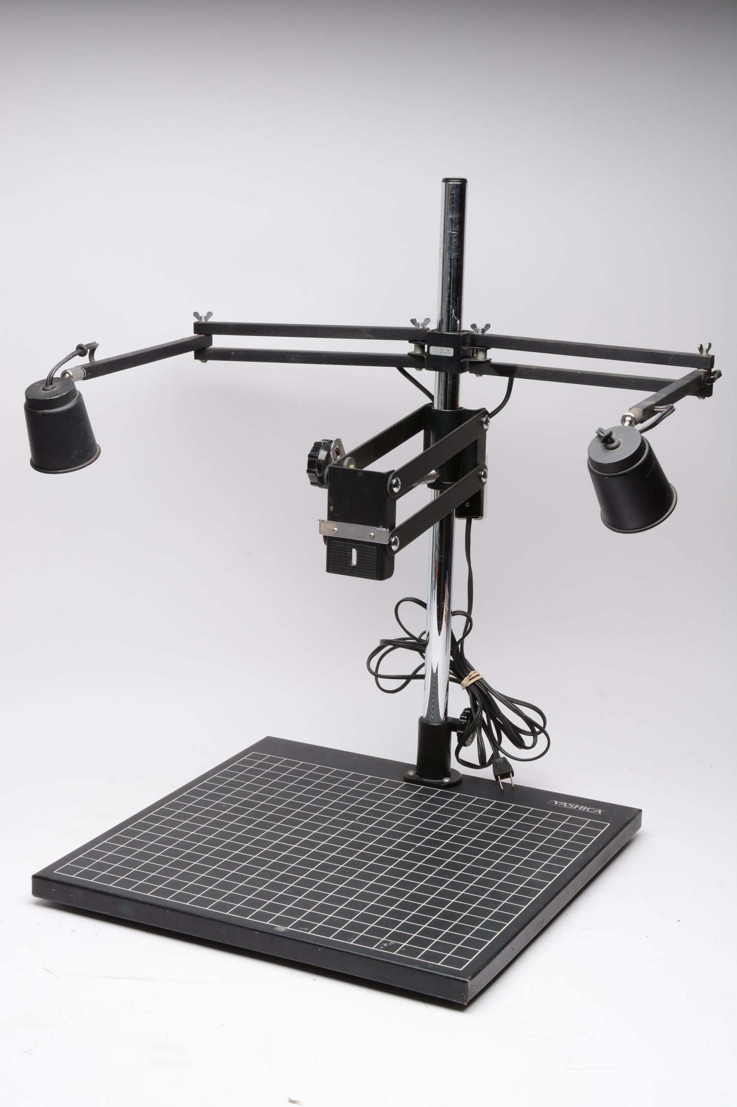 Yashica Copy stand w/lights and grid base, Very nice