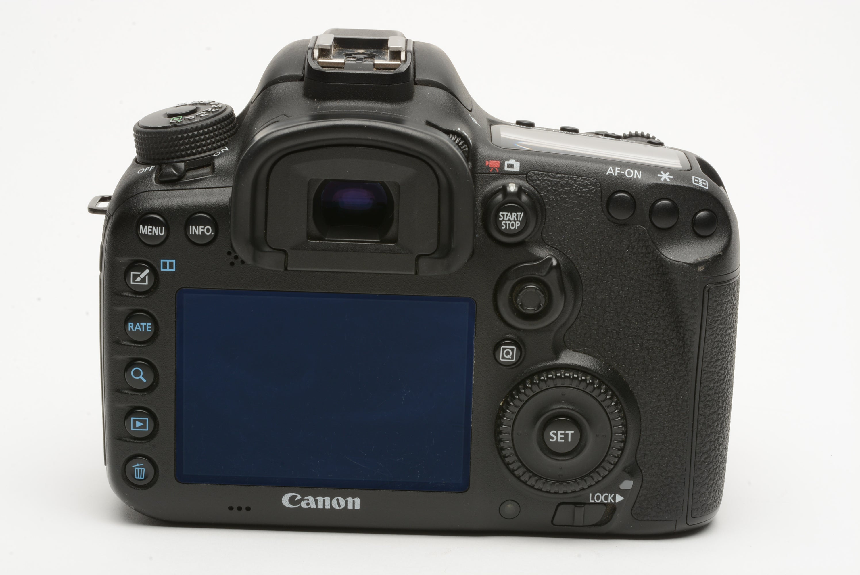 Canon EOS 7D Mark II DSLR Body, 2batts, charger, Only 14,348 Acts