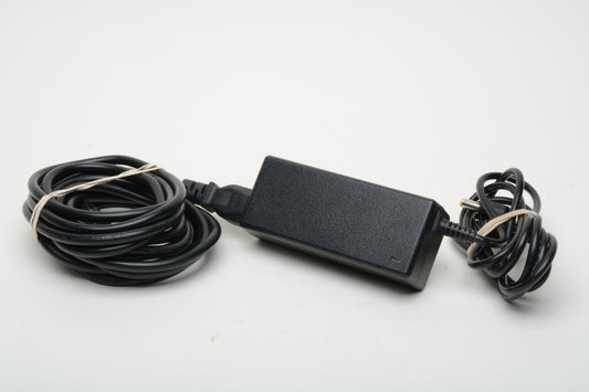 AC Adapter XMX-6501EPT 100-240V Input, 15V Output