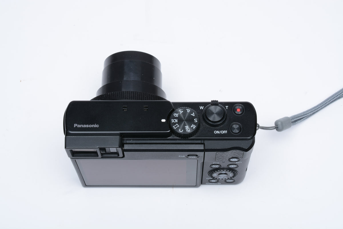 Panasonic Lumix DC-ZS80 20.3MP Digital Point&Shoot, 2Batts, Mint-