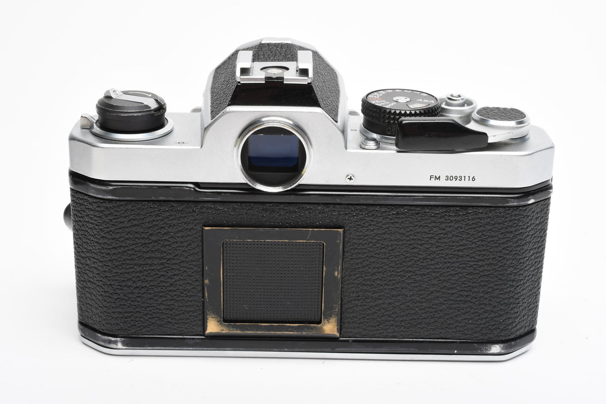 Nikon FM Chrome Body 35mm SLR w/50mm f1.8 lens, New seals, Tested, Great!