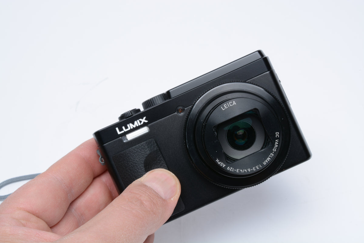 Panasonic Lumix DC-ZS80 20.3MP Digital Point&Shoot, 2Batts, Mint-