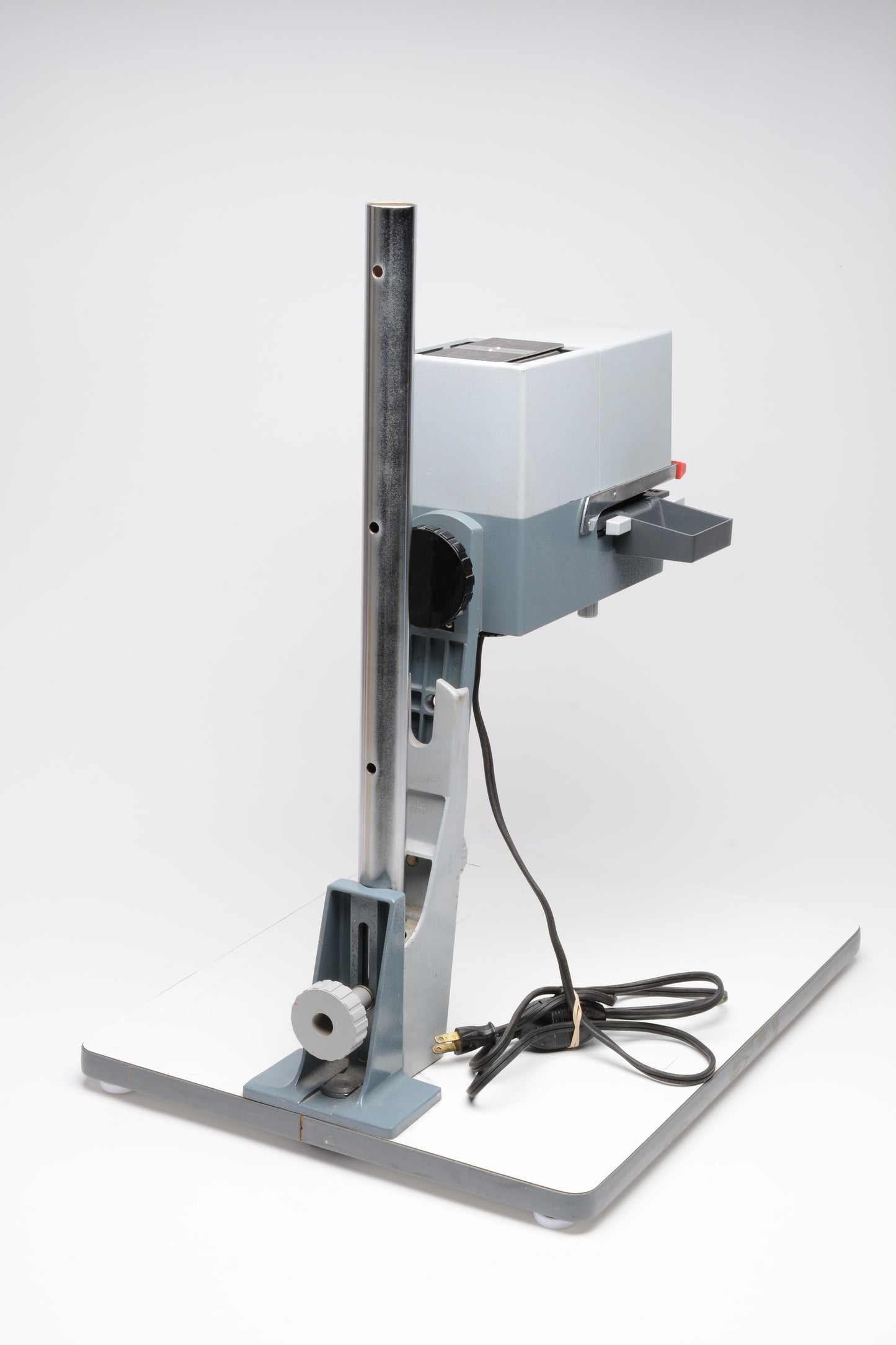 Durst M600 Enlarger w/6Neg carrier, Schneider 50mm F4.5 lens, Tested, Great!
