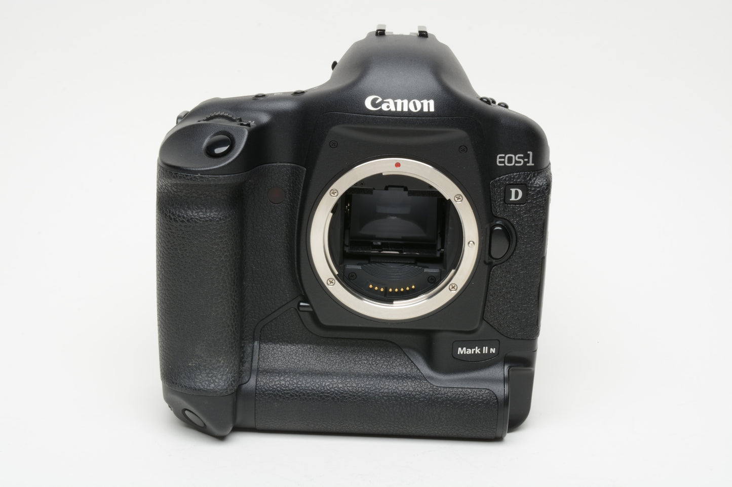 Canon EOS 1D Mark II N Body, Boxed, VERY clean, 112K Acts, complete, Nice!