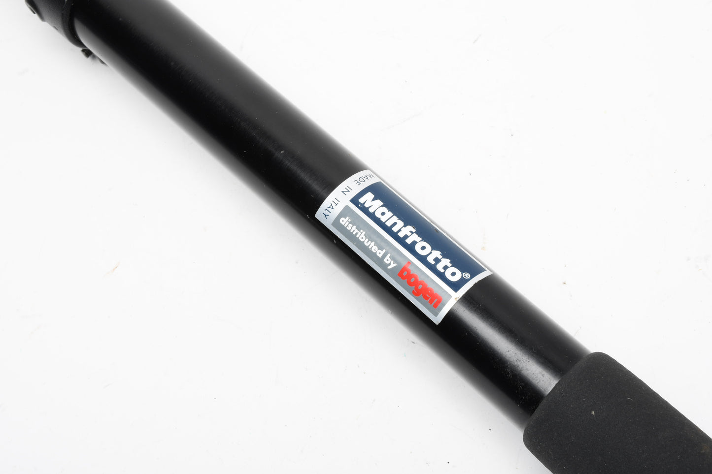 Manfrotto 682B Aluminum Monopod 66.5" expanded 27" folded, Nice