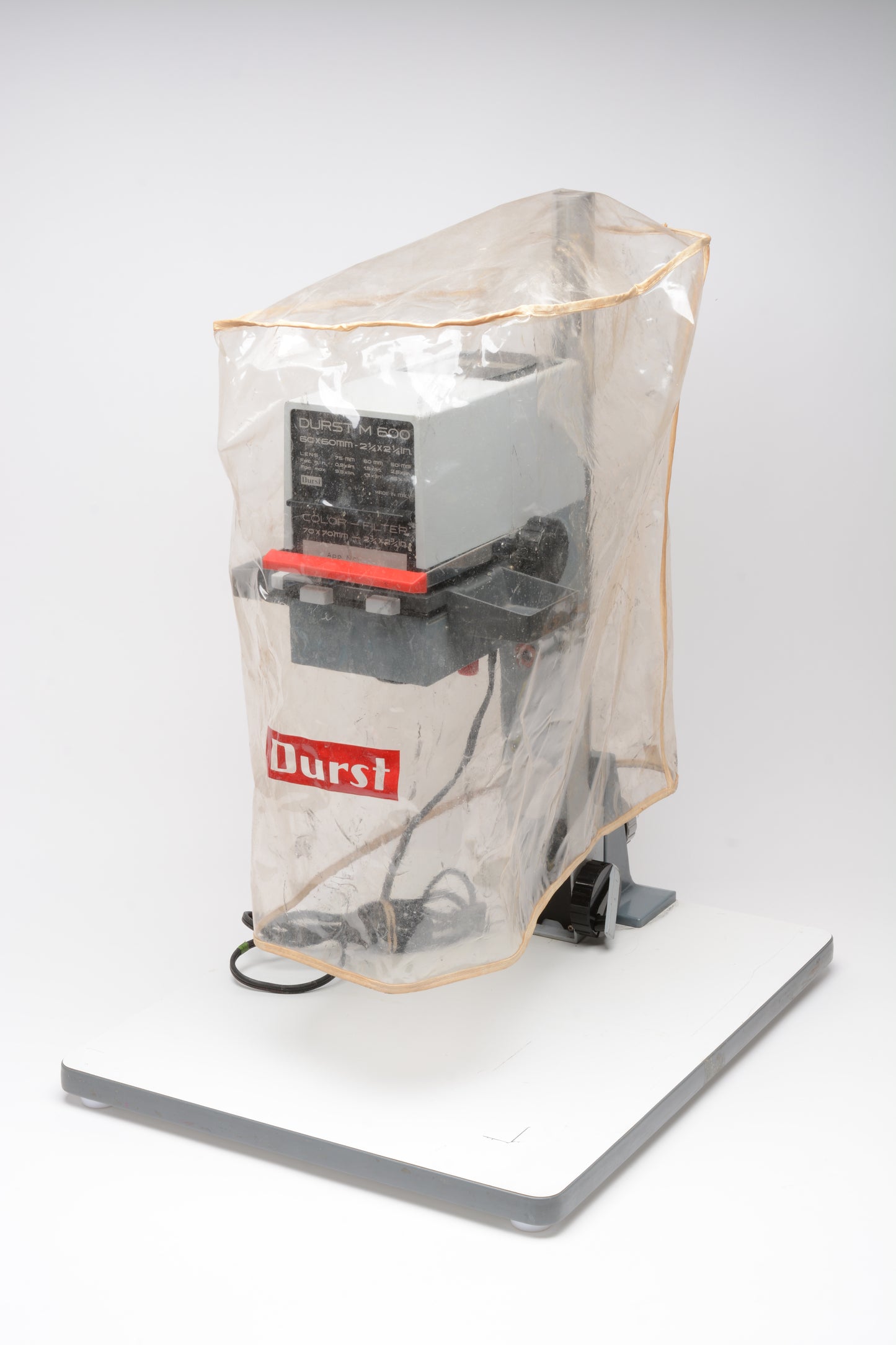 Durst M600 Enlarger w/6Neg carrier, Schneider 50mm F4.5 lens, Tested, Great!