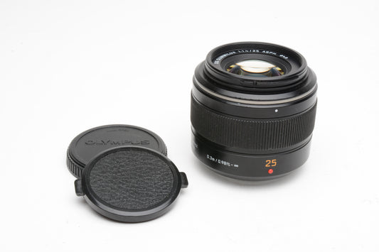 Panasonic Lumix Leica H-X025 25mm F1.4 DG Summilux Aspherical glass Lens