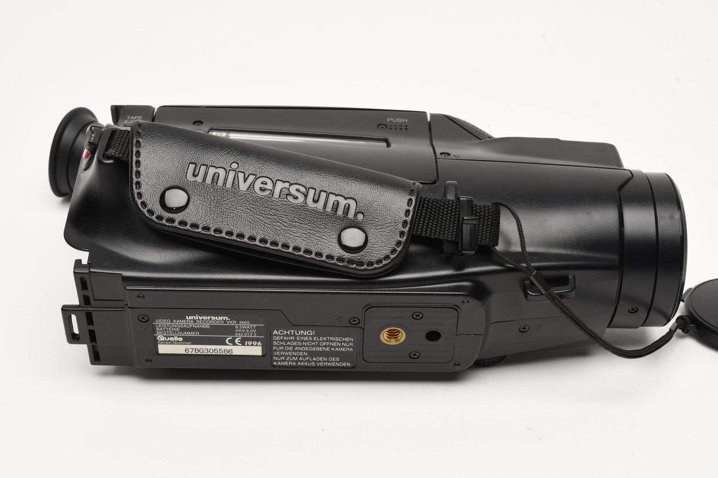 Universum VKR4665 Video 8 8mm Camcorder, batt+charger+remote, Tested
